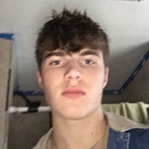 Meet your Posher, Levi